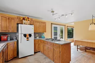 1029 W 1st St, Oil City, PA 16301 - Photo 9