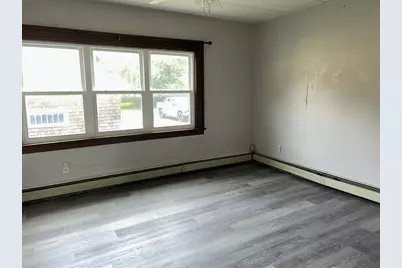 1075 E Main Street, Clintonville, PA 16214 - Photo 11