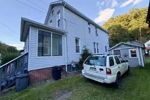 18 Union St, Oil City, PA 16301 - Photo 9