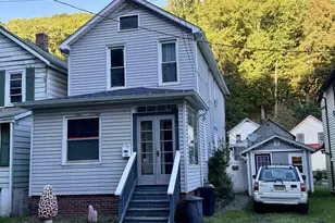 18 Union St, Oil City, PA 16301 - Photo 1