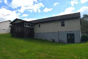 566 S 2nd Ave, Clarion, PA 16214 - Photo 9