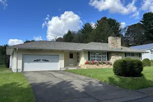 119 N 1st St, Shippenville, PA 16254 - Photo 21