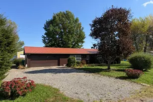 200 Lytle Ave, Cooperstown, PA 16317 - Photo 3