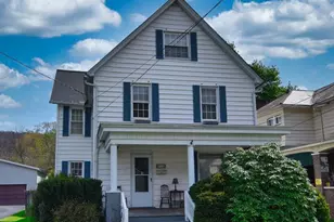 618 Liberty St, Franklin, PA 16301 - Photo 1
