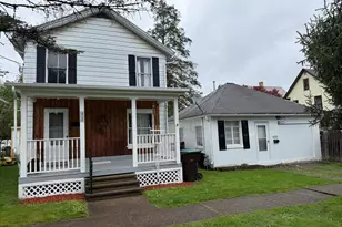412 6th St, Franklin, PA 16323 - Photo 1