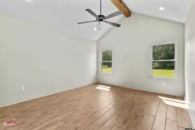 190 Brooks Dr, Gladewater, TX 75647 - Photo 17