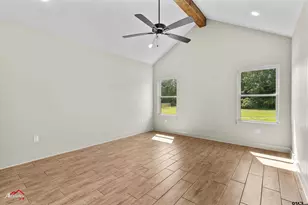 190 Brooks Dr, Gladewater, TX 75647 - Photo 17