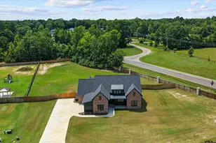 190 Brooks Dr, Gladewater, TX 75647 - Photo 33