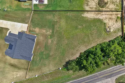 190 Brooks Dr, Gladewater, TX 75647 - Photo 35