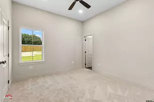 190 Brooks Dr, Gladewater, TX 75647 - Photo 25