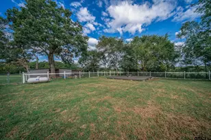 1901 Byrd Rd, Jacksonville, TX 75766 - Photo 37