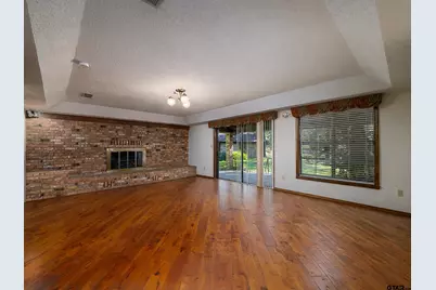 1639 SE Loop 456, Jacksonville, TX 75766 - Photo 15