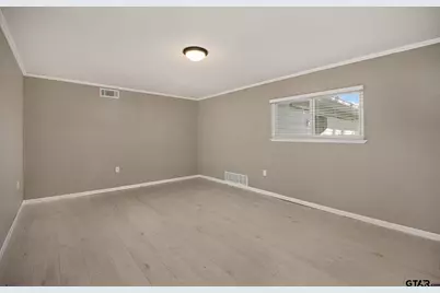 291 E Main, Van, TX 75790 - Photo 15