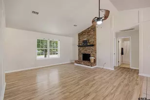 409 Shelly Dr, Whitehouse, TX 75791 - Photo 7