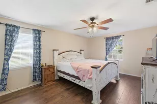 1409 Bassett Rd, Palestine, TX 75803 - Photo 17
