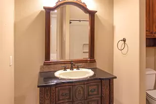6805 Castle Pines Ct, Tyler, TX 75703 - Photo 19