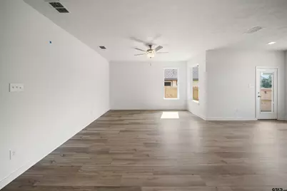 6417 Wellinton Oak Avenue, Tyler, TX 75706 - Photo 11