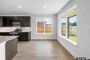 9561 Friedlander Wy, Tyler, TX 75703 - Photo 13