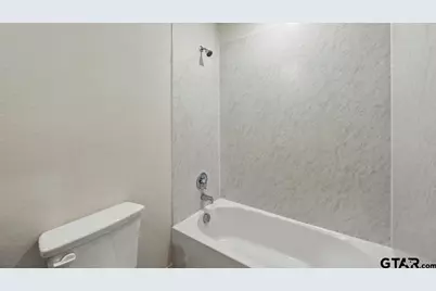 1913 Freeman Street, Tyler, TX 75704 - Photo 31