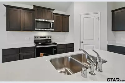 1913 Freeman Street, Tyler, TX 75704 - Photo 13