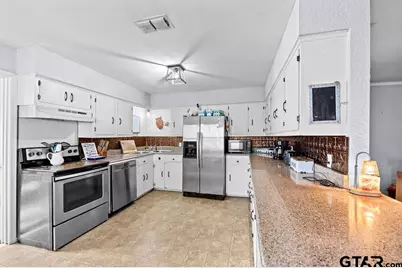 1905 County Road 2720, Mineola, TX 75773 - Photo 3