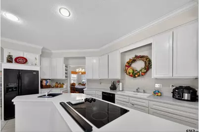 745 Fairmont, Tyler, TX 75701 - Photo 13