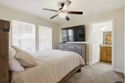 213 Freeman St, Lindale, TX 75771 - Photo 9
