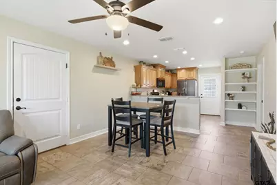 213 Freeman St, Lindale, TX 75771 - Photo 3
