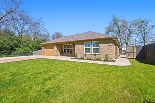 213 Freeman St, Lindale, TX 75771 - Photo 19