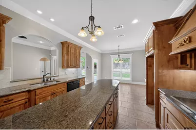16542 Milwood Pl, Tyler, TX 75703 - Photo 11