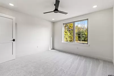6862 Lazy Vale Ct, Tyler, TX 75703 - Photo 13