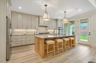 7146 Holly Square Ct, Tyler, TX 75703 - Photo 11