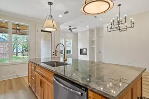 7146 Holly Square Ct, Tyler, TX 75703 - Photo 13
