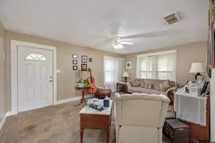 803 W Noble, Troup, TX 75789 - Photo 7
