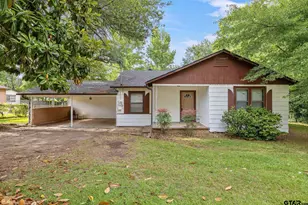803 W Noble, Troup, TX 75789 - Photo 1