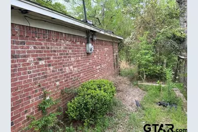 712 Leon Dr, Tyler, TX 75702 - Photo 3