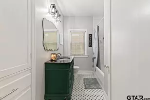 707 S Palace Ave, Tyler, TX 75701 - Photo 17