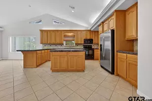 2436 Lakefront Shores, Athens, TX 75752 - Photo 11