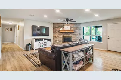 210 Pat Dr, Mineola, TX 75773 - Photo 7