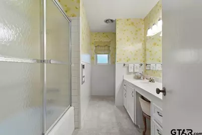105 N Pope St., Overton, TX 75684 - Photo 19