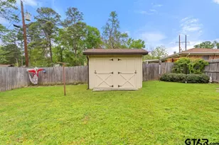 105 N Pope St, Overton, TX 75684 - Photo 27
