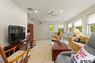 105 N Pope St, Overton, TX 75684 - Photo 23