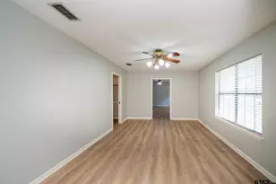115 Tiffany St, Longview, TX 75605 - Photo 11