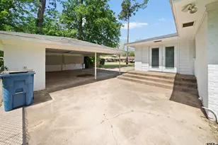 907 Henderson St, Jacksonville, TX 75766 - Photo 25