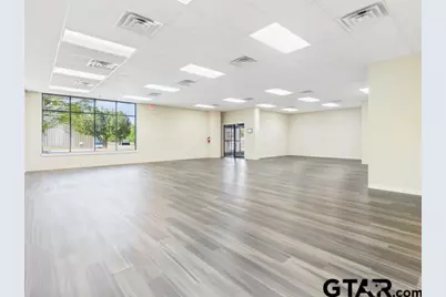 520 N Main, Lindale, TX 75771 - Photo 5