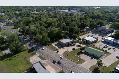 520 N Main, Lindale, TX 75771 - Photo 3