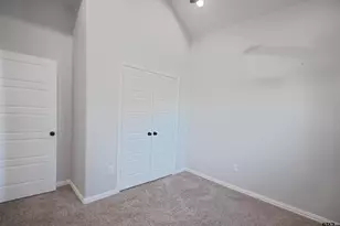 344 Duke Pl, Tyler, TX 75704 - Photo 5