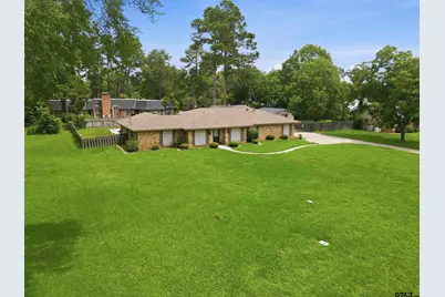 1302 W Sabine St., Carthage, TX 75633 - Photo 3