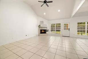 618 Huntwick Ln, Tyler, TX 75703 - Photo 7
