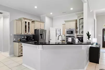 618 Huntwick Ln, Tyler, TX 75703 - Photo 5